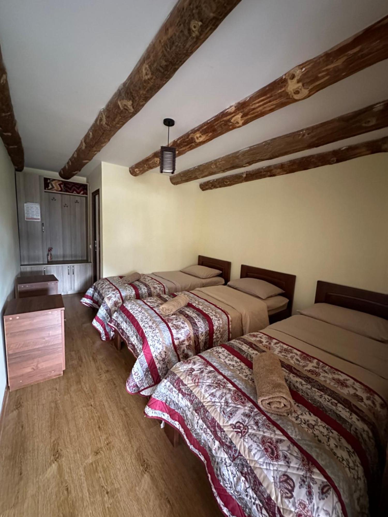 Guesthouse Lasharai Omalo Eksteriør bilde