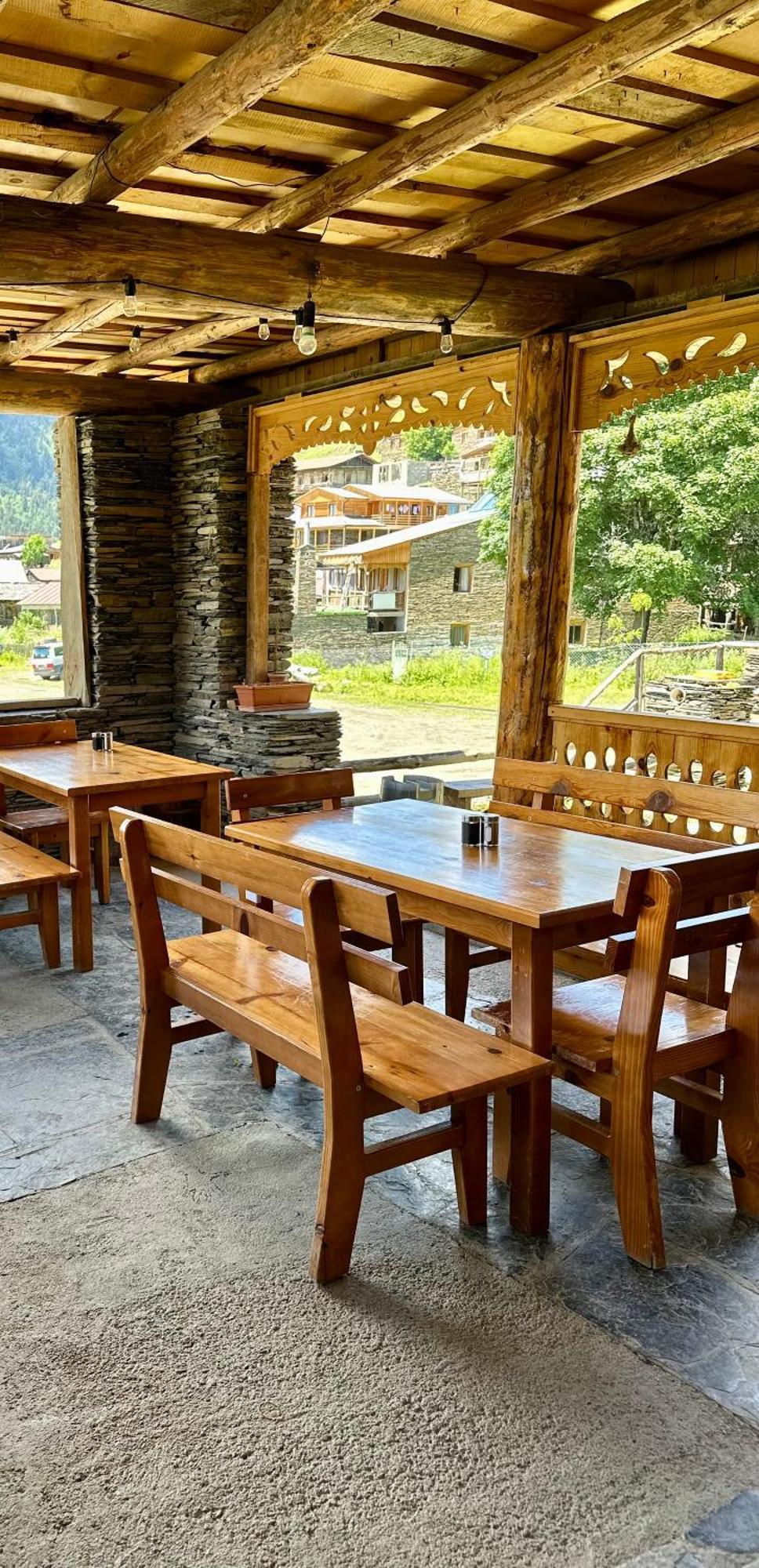 Guesthouse Lasharai Omalo Eksteriør bilde
